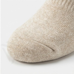 Merino <b>Wool</b> <b>Socks</b> Men Cushioned Mid Calf Moisture Wicking Hiking Outdoor Activities Breathable Warm Thermal Fit Customized Color - Product Image 6