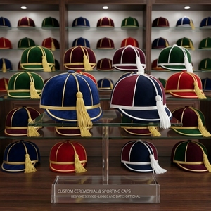 Gorras de Honor de Terciopelo con Borlas, Fabricante Profesional de Gorras de Presentación para Clubes de Rugby, Cricket y Fútbol - Product Image 1