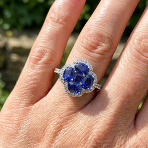 Livraison rapide Design romantique personnalisé Bague de fiançailles en or blanc massif 18 carats avec diamant véritable saphir bleu naturel - Product Image 2