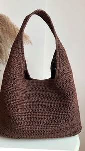 Sac fourre-tout tissé à la main, style bohème marron, utilisation en extérieur, forme rectangulaire, 100% artisanal pour toutes les saisons - Product Image 3