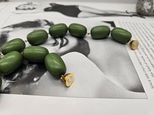 Premium Resin Beaded <b>Necklace</b> Vintage Style Geometric Pattern Colorful Lightweight <b>Statement</b> Party Green Resin Beaded <b>Necklace</b> - Product Image 6