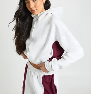 Conjunto Deportivo de Sudadera Oversize con Cuello Redondo y Pantalones Anchos para Mujer, Logotipo Personalizado, Marca Privada, Proveedor de Ropa al Por Mayor - Product Image 4
