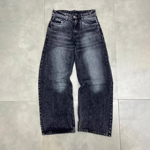 Jeans en denim noir uni pour homme, taille mi-haute, coupe droite, délavage clair, pour usage décontracté, personnalisable par le fournisseur - Product Image 4