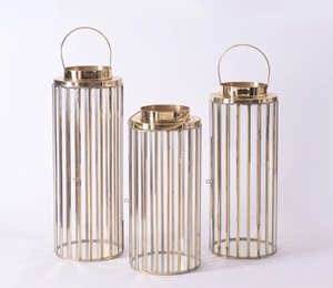 Nuevo y elegante portafaroles metálico con diseño colgante para decoración de interiores, exteriores, patio, jardín y bodas. - Product Image 2