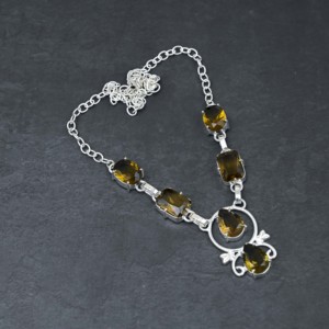 Collar de Plata de Ley 925 Hecho a Mano con Baño de Rodio, Cadena Ajustable y Cuarzo Ahumado Facetado, Eslabones Finos para Mujer, Ideal para Bodas - Product Image 3
