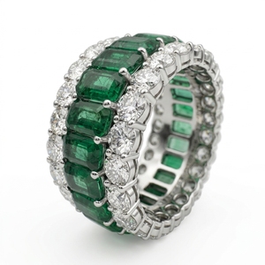 Anillo de Diamantes con Corte Redondo y Esmeralda en Platino PT950 |   Joyería de Diamantes con Certificación IGI de 10.18 CT - Product Image 4