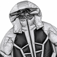 Veste matelassée à capuche streetwear personnalisée en argent et noir avec fermeture éclair sur le devant pour un usage unisexe en hiver