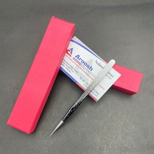 Pince à épiler professionnelle en acier inoxydable durable avec logo personnalisé, à pointe fine, pour cils, outil de beauté, vente en gros - Product Image 4