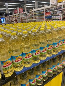 Aceite de Girasol Refinado Premium para Cocinar con Sabor Puro, Excelente Calidad, Precio al por Mayor Disponible para Compradores Globales - Product Image 4