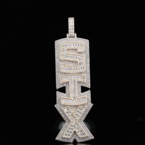 Joyería HipHop Moissanie, Colgante de Diamante Moissanite con Corte Baguette Redondo Personalizado para Raperos, Chapado en Oro sobre Plata 925, VVS - Product Image 5