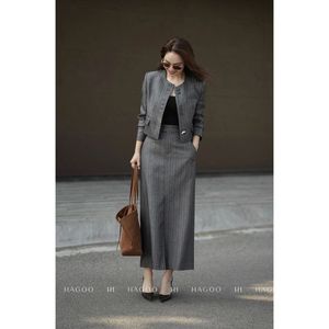 Blazer Gris a Rayas de Lana/Seda Transpirable de Un Solo Botón para Mujer, Estilo Casual de Negocios para Oficina - Product Image 3