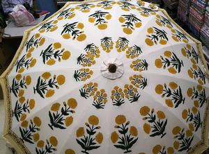 Sombrillas Decorativas Tradicionales Indias 100% Algodón Rajasthani, Lote de Parasoles con Bloques de Tela Hechos a Mano, Sombrilla para Coche/Playa, Decoración para Bodas, con Logotipo - Product Image 2