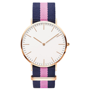 Montre à quartz de luxe décontractée pour hommes et femmes, avec cadran personnalisé, marque OEM, étanche, mouvement Miyota 40 mm - Product Image 2