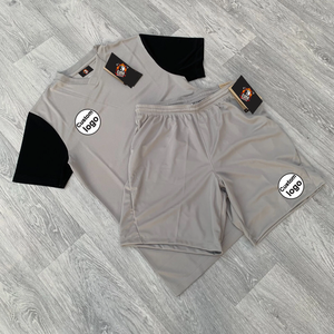 Ensemble de survêtement d'été 2025 OEM pour homme : T-shirt personnalisé à manches courtes avec rayures latérales et short assorti – Qualité supérieure pour le sport - Product Image 1