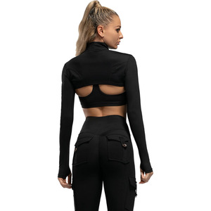 Sujetador deportivo acolchado transpirable para mujer con diseño de logo personalizado, soporte medio, espalda cruzada, 100% nailon, tipo top de yoga - Product Image 6