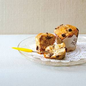 Moules à muffins en papier Tulip - Résistants à la chaleur, jetables, adaptés au four pour la cuisson et la livraison - Product Image 2