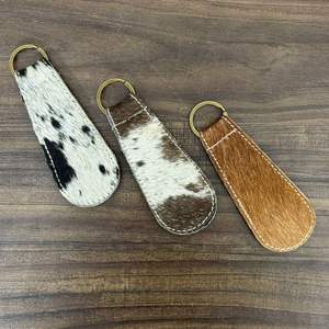 Porte-chapeau en cuir de vachette véritable personnalisé, marque-page magnétique multifonctionnel et clip à chapeau pour accessoires de voyage, cadeaux - Product Image 6