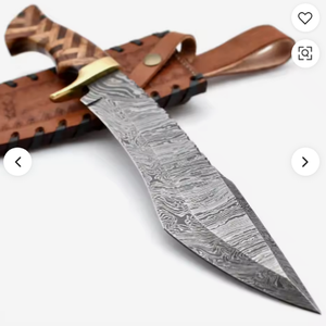 Cuchillo utilitario para exteriores hecho a mano con acero de Damasco, mango de madera de espiga y guardacuchillo de latón - Product Image 2