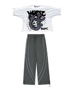 เสื้อยืดโอเวอร์ไซส์ลายสัตว์พร้อมกางเกงขายาวสีดำ ชุดเซ็ตสองชิ้นสไตล์สตรีทแวร์สำหรับผู้ชาย - Product Image 1