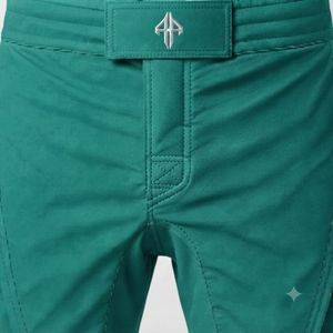 Pantalones Cortos de MMA Gladiator para Hombre de RIVIAN ATLANTIC, Impresión por Sublimación, Material de Spandex/Poliéster, Calidad Premium - Product Image 6