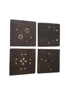 ชุดที่รองแก้วทำจากไม้และทองเหลืองรูปทรงสี่เหลี่ยมสำหรับใช้ตกแต่งโต๊ะบ้านสไตล์หรูหราและเครื่องครัวที่ใช้ - Product Image 1