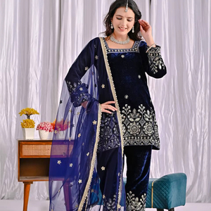 Mono de fiesta moderno de diseñador, estilo Sharara Plazzo, con top y dupatta, de terciopelo viscoso pesado de secado rápido, con bordado de mariposa en red de alta densidad, elegante - Product Image 1