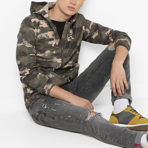 Sweat-shirt à capuche zippé camouflage respirant pour homme, coupe classique, en polyester tricoté, décontracté, pour l'automne - Product Image 6