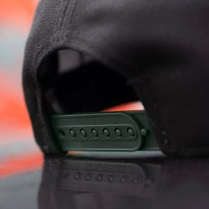 หมวกเบสบอลปักโลโก้ 3 มิติแบบกำหนดเอง 5 ชิ้นส่วน รุ่นใหม่ a Frame ATHLETICS ฉลองครบรอบ 30 ปี สีทูโทน สีแดงเข้ม ปิดด้วยกระดุมแบบ Snapback - Product Image 4