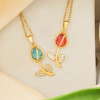 Collier minimaliste en acier titane avec pendentif fleur pour femme – Idéal pour les soirées romantiques, les vacances et les cadeaux tendance