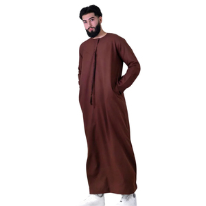 Qamis brodé à col montant pour hommes, style marocain, arabe, modeste, islamique, saoudien, turc, omanais, vente en gros - Product Image 3