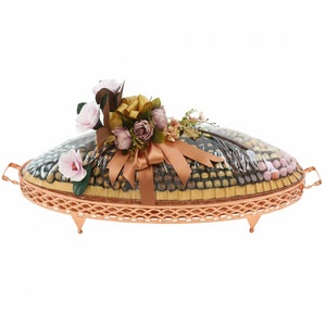 Plateau de service décoratif vintage en métal or rose pour chocolats et bonbons, idéal pour mariages, Aïd et événements – Fournisseur en gros - Product Image 1