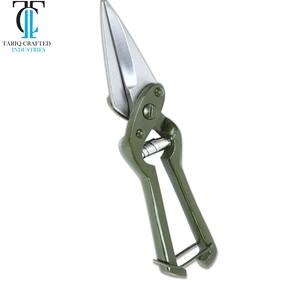 Cisailles à pieds robustes pour l'entretien des sabots du bétail, instrument vétérinaire TARIQ CRAFTED INDUSTRIES - Product Image 2