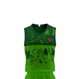 Tenue de volley-ball Solid Trader, style moderne, coupe ajustée, vêtements de sport aérodynamiques conçus pour une vitesse et une agilité ultimes. - Product Image 6