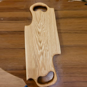 Planche à découper longue en bois avec poignées intégrées courbées, finition en chêne naturel magnifique, pour couper les légumes - Product Image 4