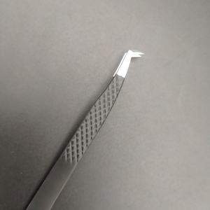 Pinzas de Precisión para Pestañas de Acero Inoxidable de Primera Calidad con Punta Suave para Expertos en Extensiones de Pestañas, Herramienta Esencial Duradera - Product Image 1