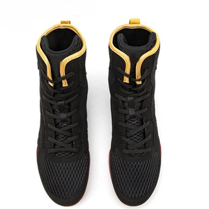 Chaussures de boxe personnalisées avec logo, respirantes, à lacets, triple maille, cuir synthétique, semelle antidérapante résistante à l'usure, légères, prêtes à être expédiées - Product Image 4