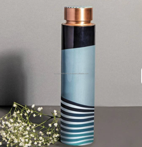 Bouteille d'eau en cuivre imprimé floral de vente chaude avec couvercle bouteille de médecin en métal de style classique pour verres décoratifs de voiture - Product Image 5