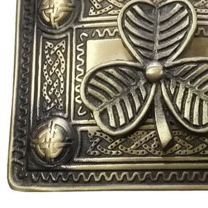 Nueva Hebilla de Cinturón Tradicional Escocesa con Trébol Irlandés, Estilo Antiguo/Celta Escocés, OEM ODM - Product Image 4