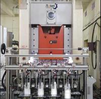 ASIAN ENGINEERING Machine de poinçonnage automatique à deux cavités pour barquettes alimentaires en aluminium, ligne de production de barquettes haute vitesse 50 PPM