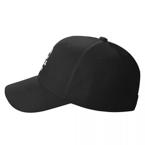 Casquette de baseball noire à 6 panneaux unisexe en sergé de coton avec logo brodé sur le devant, style décontracté ajusté pour adultes - Product Image 1