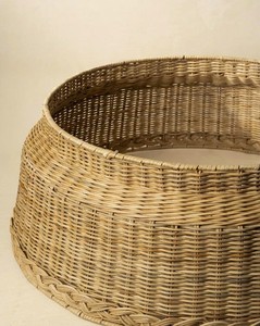 Sculpture artisanale en rotin de pin festonné, arbre de Noël à plusieurs niveaux en fibres naturelles pour maisons éco-luxe - Product Image 2