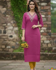 Kurtis de Algodón Rosa para Mujer con Bordado Dori en el Cuello y Puños, Largo hasta el Tobillo, Corte Regular, Ropa Casual Tradicional - Product Image 1