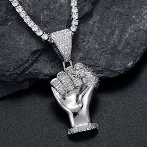 Colgante de puño de moissanita de plata 925 chapado en rodio, estilo hip hop, para uso diario, colgante bling de rapero, joyería de moda para hombre - Product Image 2