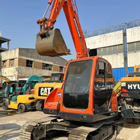 Excavatrice sur chenilles Doosan DX75-9C 7 tonnes, faible nombre d'heures de fonctionnement, prix bas, occasion.
