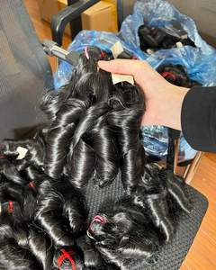 ผมต่อเวียดนามแบบลอนสวย เนื้อสัมผัสนุ่ม ยืดหยุ่นได้ดี คุณภาพสูง ราคาโรงงาน ผมแท้เวอร์จิ้นเรมี่  แบบติดลูกไม้ด้านหน้า - Product Image 1