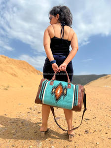 Navajo กระเป๋าหนังสไตล์ตะวันตก Aztec ดัฟเฟิลทำด้วยมือของชาวอินเดียใหม่ - Product Image 4