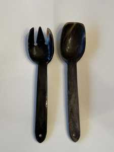 Juego de Cuchara y Tenedor de Cuerno de Búfalo Hechos a Mano y Ecológicos con Tema de Ángel, Decoración Rústica Natural para el Hogar, Utensilios Duraderos - Product Image 1