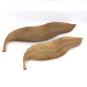 Ensemble de longs plateaux en aluminium moulé avec finition en laiton naturel Table de maison Plateau de service Design unique (lot de 2) - Product Image 4