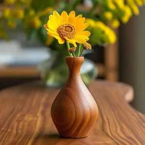 Vase en bois minimaliste en forme de larme, fait main, en bois massif, petite bouteille à fleurs, pot de fleurs séchées pour bureau, centre de table rustique - Product Image 4