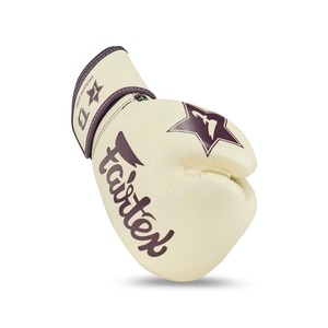 ถุงมือชกมวย Fairtex Booster หนังวัวแท้ น้ำหนักเบา ระบายอากาศได้ดี ปิดข้อมือแบบ Hook Loop สำหรับศิลปะการต่อสู้ - Product Image 4